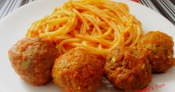 Spaghetti in Meatball Sauce