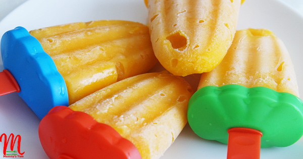 Delicious Mango Popsicles for the hot weather